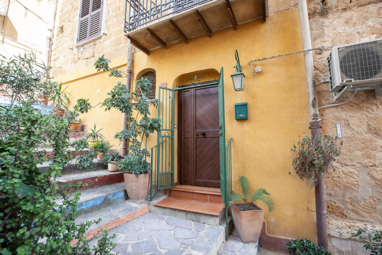 La Sedia Rossa Historical Centre Apartamento Agrigento Exterior foto