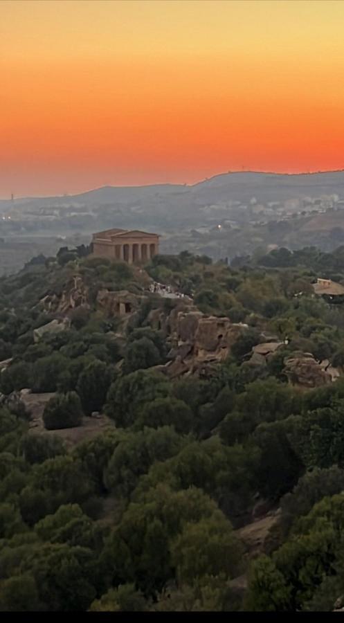 La Sedia Rossa Historical Centre Apartamento Agrigento Exterior foto